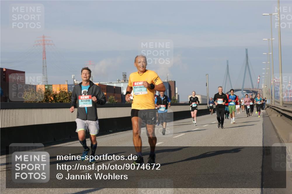 03.10.2025 - Köhlbrandbrückenlauf Jannik Wohlers http://msf.ph/oto/9074672 03.10.2025 09:51:13 Position 3 3656, 1428 meine-sportfotos.de