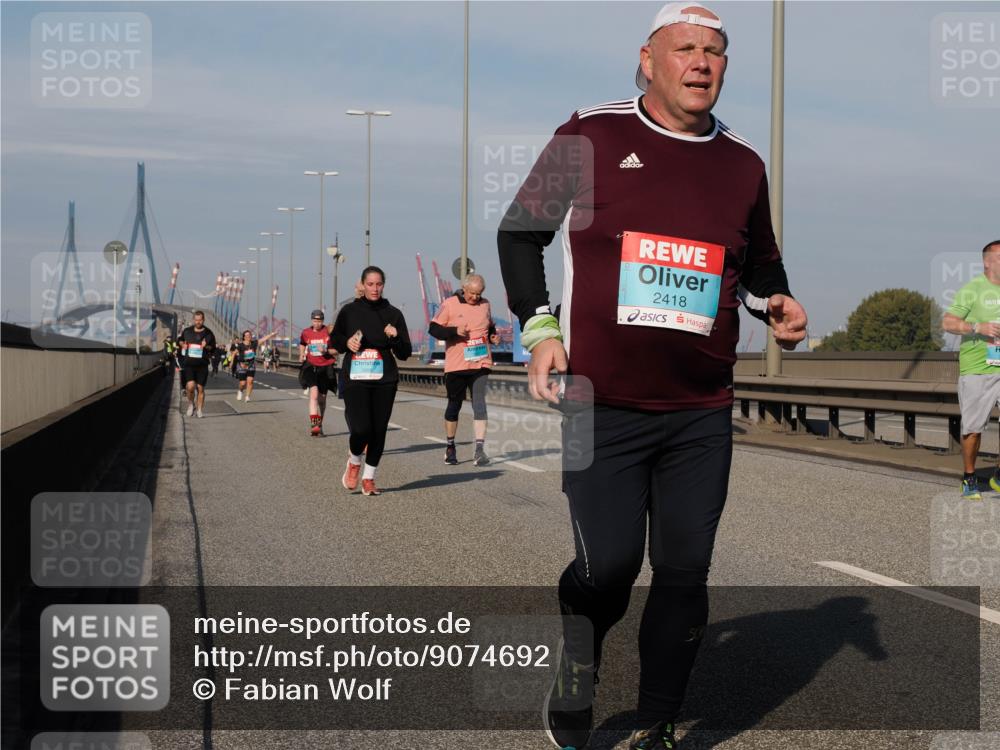 03.10.2025 - Köhlbrandbrückenlauf Fabian Wolf http://msf.ph/oto/9074692 03.10.2025 10:14:24 Position 3 2418 meine-sportfotos.de
