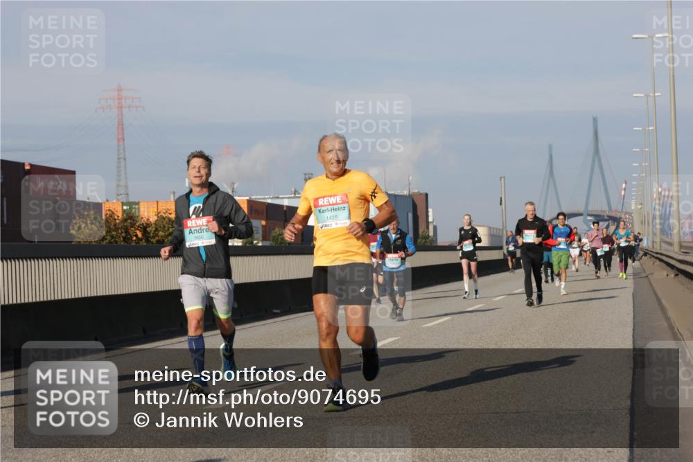 03.10.2025 - Köhlbrandbrückenlauf Jannik Wohlers http://msf.ph/oto/9074695 03.10.2025 09:51:13 Position 3 3656, 1428 meine-sportfotos.de