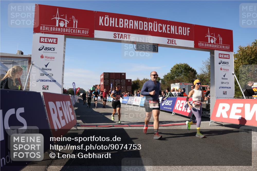 03.10.2025 - Köhlbrandbrückenlauf Lena Gebhardt http://msf.ph/oto/9074753 03.10.2025 13:39:17 Ziel 4531, 4789, 5111, 5766, 5988, 5989, 5998 meine-sportfotos.de