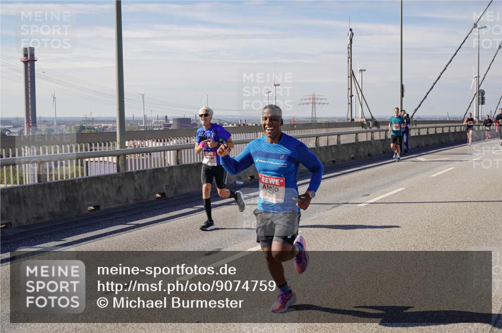 03.10.2025 - Köhlbrandbrückenlauf Michael Burmester http://msf.ph/oto/9074759 03.10.2025 12:40:08 Position 2 5718 meine-sportfotos.de
