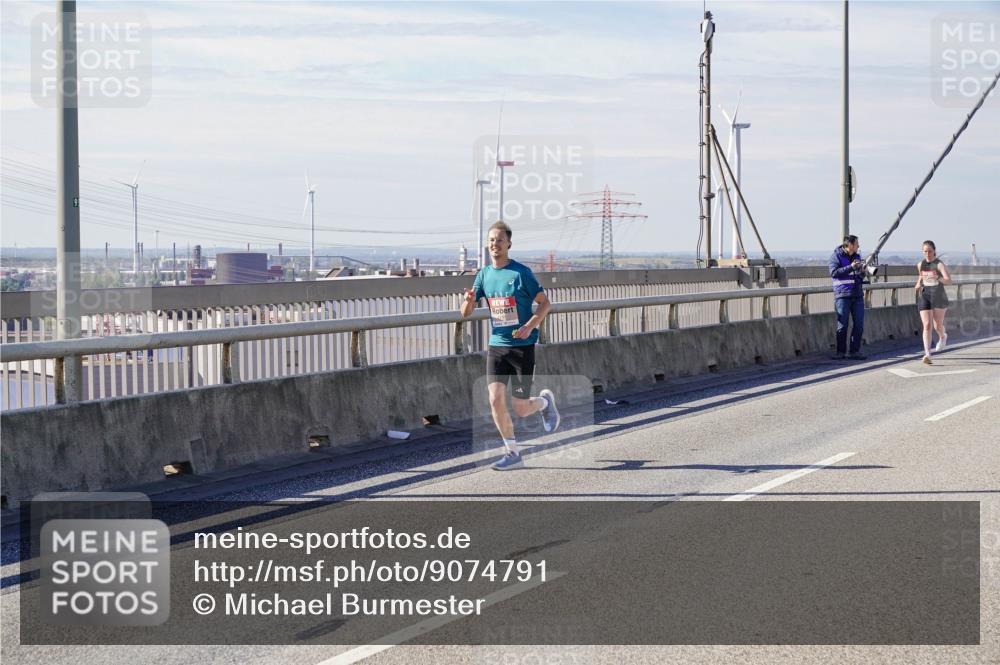 03.10.2025 - Köhlbrandbrückenlauf Michael Burmester http://msf.ph/oto/9074791 03.10.2025 12:40:11 Position 2  meine-sportfotos.de