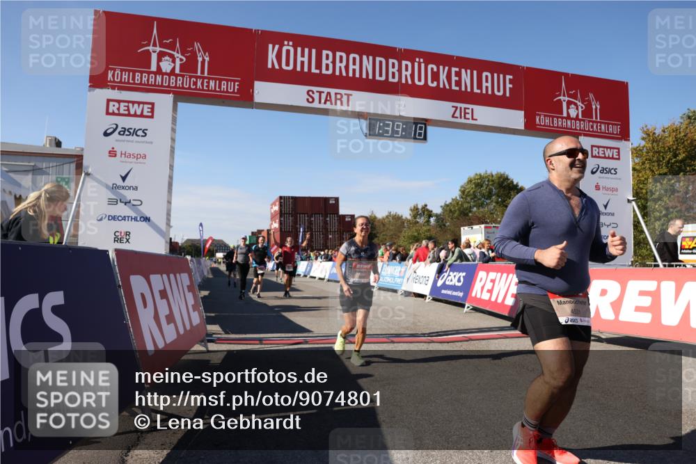 03.10.2025 - Köhlbrandbrückenlauf Lena Gebhardt http://msf.ph/oto/9074801 03.10.2025 13:39:18 Ziel 4531, 4789, 5111, 5741, 5745, 5766, 5988, 5989, 5998 meine-sportfotos.de