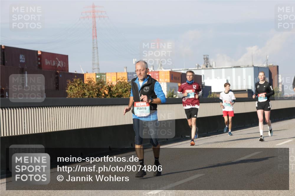 03.10.2025 - Köhlbrandbrückenlauf Jannik Wohlers http://msf.ph/oto/9074806 03.10.2025 09:51:16 Position 3 1340, 12 meine-sportfotos.de