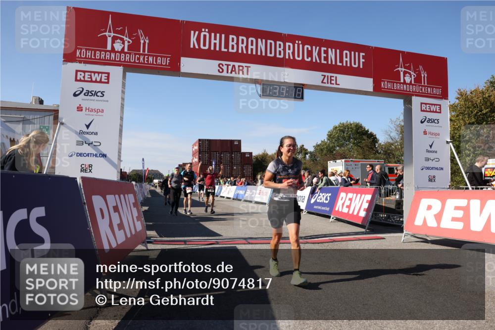 03.10.2025 - Köhlbrandbrückenlauf Lena Gebhardt http://msf.ph/oto/9074817 03.10.2025 13:39:19 Ziel 4531, 4789, 5111, 5741, 5745, 5766, 5988, 5989, 5998, 6560 meine-sportfotos.de