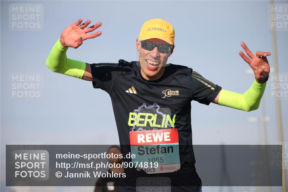 03.10.2025 - Köhlbrandbrückenlauf Jannik Wohlers http://msf.ph/oto/9074819 03.10.2025 09:40:47 Position 3 50, 1055 meine-sportfotos.de