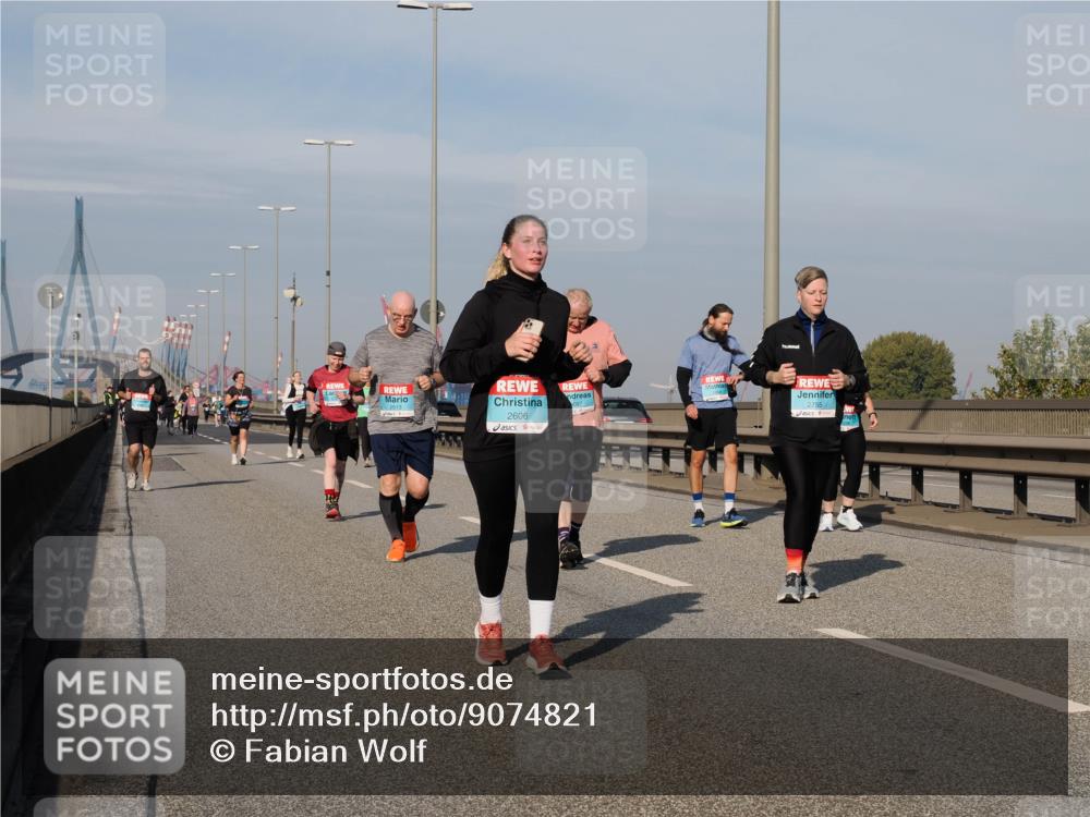 03.10.2025 - Köhlbrandbrückenlauf Fabian Wolf http://msf.ph/oto/9074821 03.10.2025 10:14:27 Position 3 2606, 097, 2755 meine-sportfotos.de