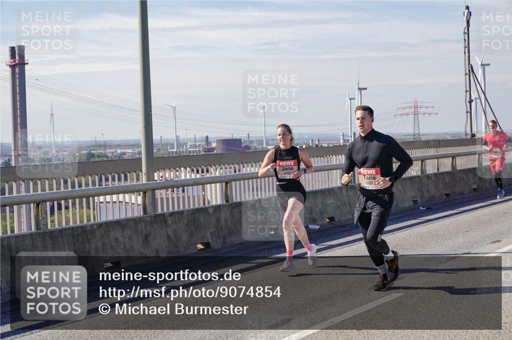 03.10.2025 - Köhlbrandbrückenlauf Michael Burmester http://msf.ph/oto/9074854 03.10.2025 12:40:16 Position 2 4492, 4850 meine-sportfotos.de