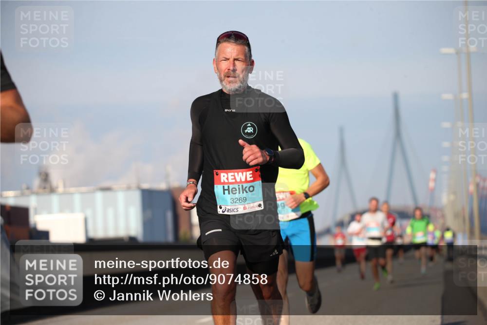 03.10.2025 - Köhlbrandbrückenlauf Jannik Wohlers http://msf.ph/oto/9074858 03.10.2025 09:40:48 Position 3 3269 meine-sportfotos.de