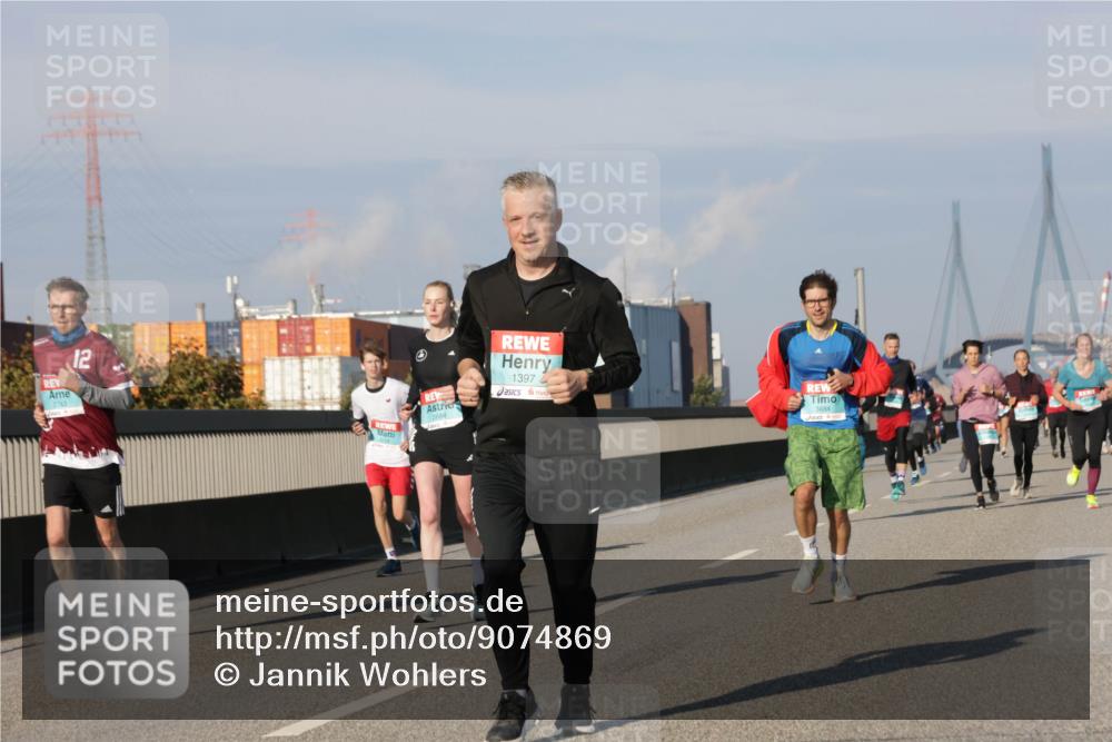 03.10.2025 - Köhlbrandbrückenlauf Jannik Wohlers http://msf.ph/oto/9074869 03.10.2025 09:51:18 Position 3 2743, 12, 2698, 1397, 3484 meine-sportfotos.de