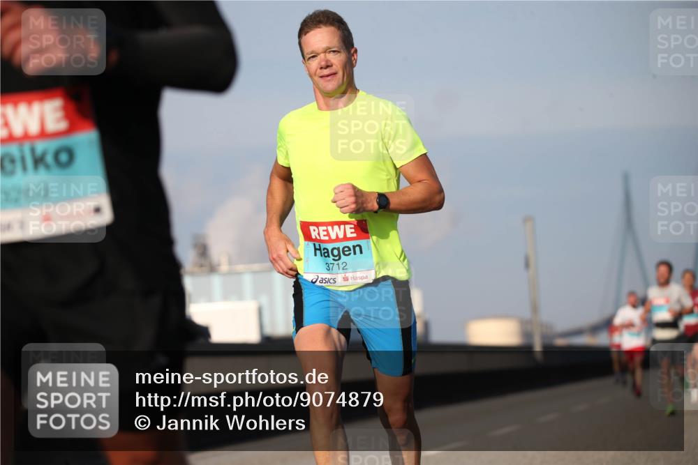 03.10.2025 - Köhlbrandbrückenlauf Jannik Wohlers http://msf.ph/oto/9074879 03.10.2025 09:40:50 Position 3 1269, 3712 meine-sportfotos.de