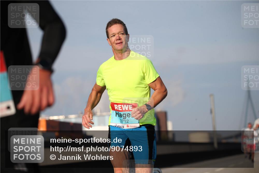 03.10.2025 - Köhlbrandbrückenlauf Jannik Wohlers http://msf.ph/oto/9074893 03.10.2025 09:40:50 Position 3 3712 meine-sportfotos.de
