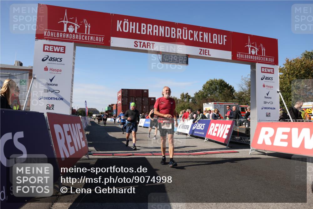 03.10.2025 - Köhlbrandbrückenlauf Lena Gebhardt http://msf.ph/oto/9074998 03.10.2025 13:39:23 Ziel 4531, 4789, 5111, 5135, 5741, 5745, 5766, 5988, 5989, 5998, 6560 meine-sportfotos.de