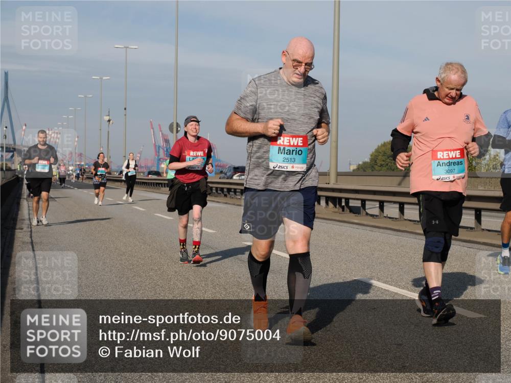 03.10.2025 - Köhlbrandbrückenlauf Fabian Wolf http://msf.ph/oto/9075004 03.10.2025 10:14:31 Position 3 2513, 3097 meine-sportfotos.de