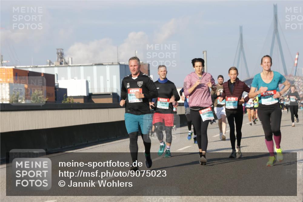 03.10.2025 - Köhlbrandbrückenlauf Jannik Wohlers http://msf.ph/oto/9075023 03.10.2025 09:51:23 Position 3 276, 3188, 1424, 1626 meine-sportfotos.de