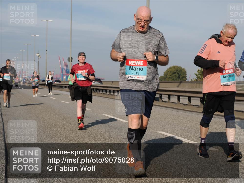03.10.2025 - Köhlbrandbrückenlauf Fabian Wolf http://msf.ph/oto/9075028 03.10.2025 10:14:31 Position 3 275, 2513, 3097 meine-sportfotos.de