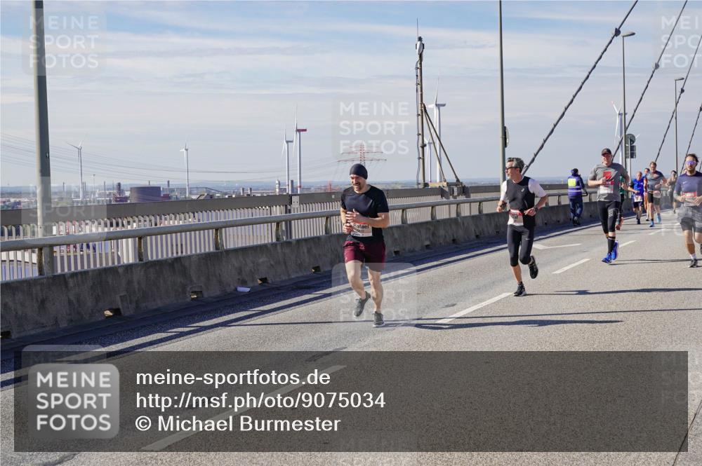03.10.2025 - Köhlbrandbrückenlauf Michael Burmester http://msf.ph/oto/9075034 03.10.2025 12:40:26 Position 2  meine-sportfotos.de