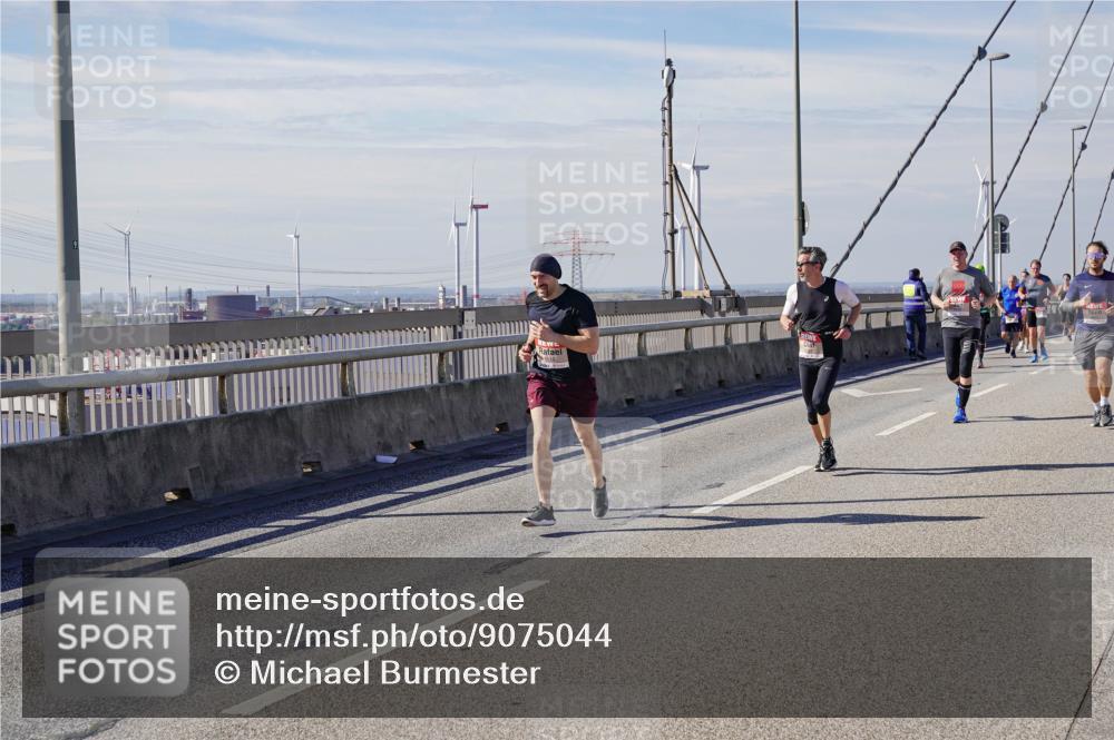03.10.2025 - Köhlbrandbrückenlauf Michael Burmester http://msf.ph/oto/9075044 03.10.2025 12:40:26 Position 2  meine-sportfotos.de