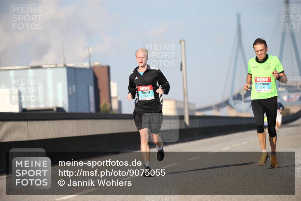 03.10.2025 - Köhlbrandbrückenlauf Jannik Wohlers http://msf.ph/oto/9075055 03.10.2025 09:41:10 Position 3 1029, 3262 meine-sportfotos.de
