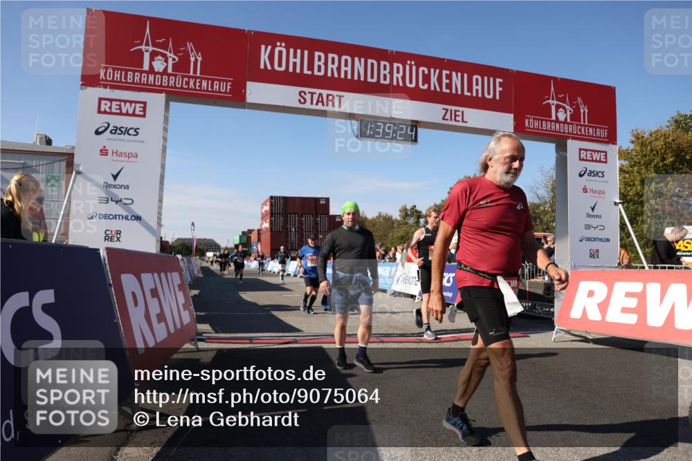 03.10.2025 - Köhlbrandbrückenlauf Lena Gebhardt http://msf.ph/oto/9075064 03.10.2025 13:39:25 Ziel 4531, 4789, 5111, 5135, 5741, 5745, 5766, 5988, 5989, 5991, 5998, 6560 meine-sportfotos.de