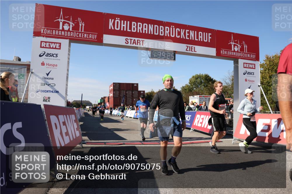 03.10.2025 - Köhlbrandbrückenlauf Lena Gebhardt http://msf.ph/oto/9075075 03.10.2025 13:39:26 Ziel 4789, 5111, 5135, 5444, 5741, 5745, 5766, 5988, 5989, 5991, 5998, 6259, 6560 meine-sportfotos.de