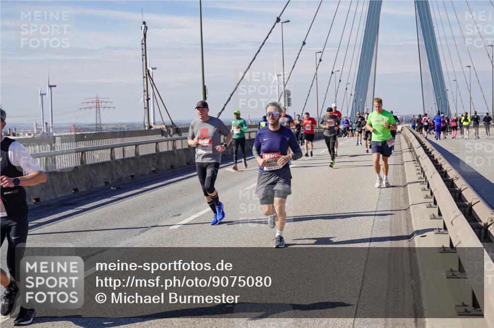 03.10.2025 - Köhlbrandbrückenlauf Michael Burmester http://msf.ph/oto/9075080 03.10.2025 12:40:29 Position 2  meine-sportfotos.de