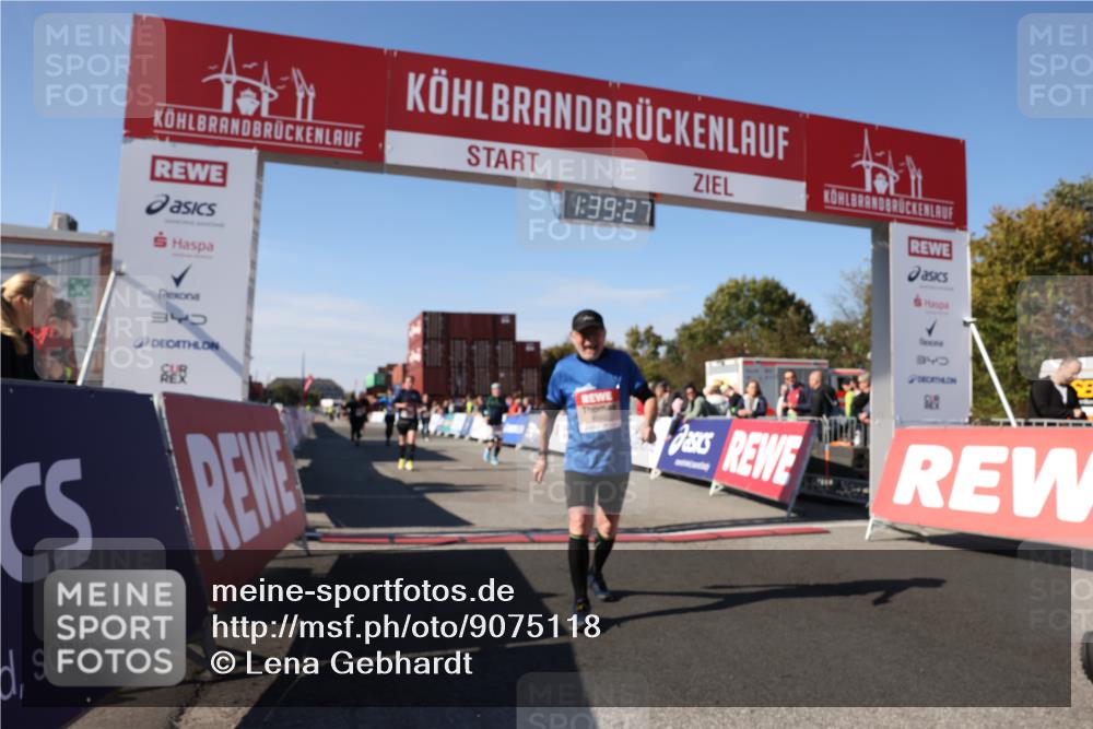 03.10.2025 - Köhlbrandbrückenlauf Lena Gebhardt http://msf.ph/oto/9075118 03.10.2025 13:39:27 Ziel 4789, 5135, 5444, 5741, 5745, 5766, 5988, 5989, 5991, 5998, 6259, 6560 meine-sportfotos.de