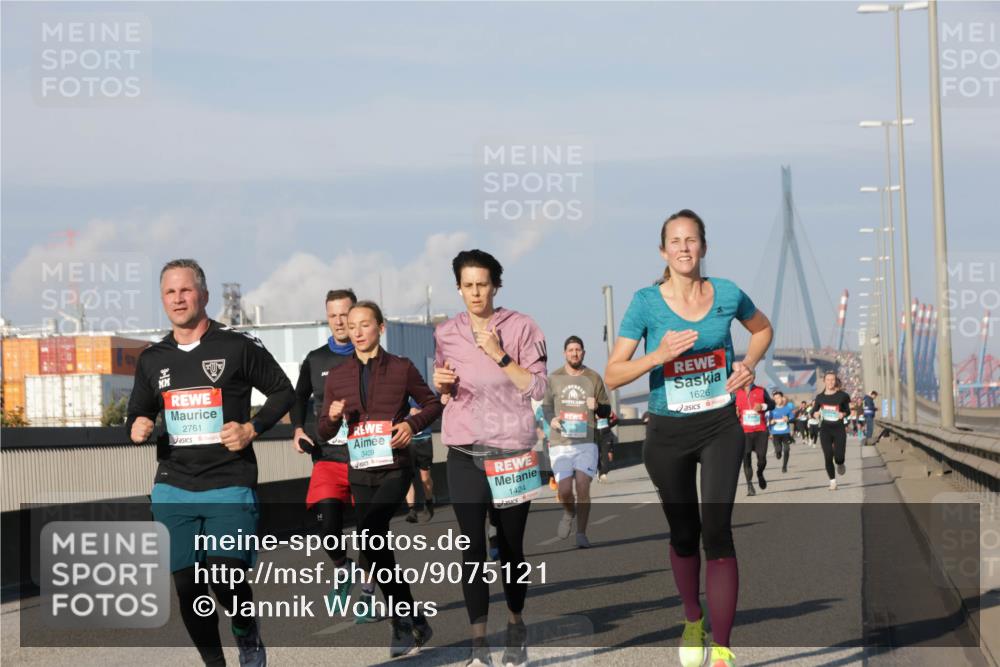 03.10.2025 - Köhlbrandbrückenlauf Jannik Wohlers http://msf.ph/oto/9075121 03.10.2025 09:51:25 Position 3 2761, 3409, 1424, 1626 meine-sportfotos.de