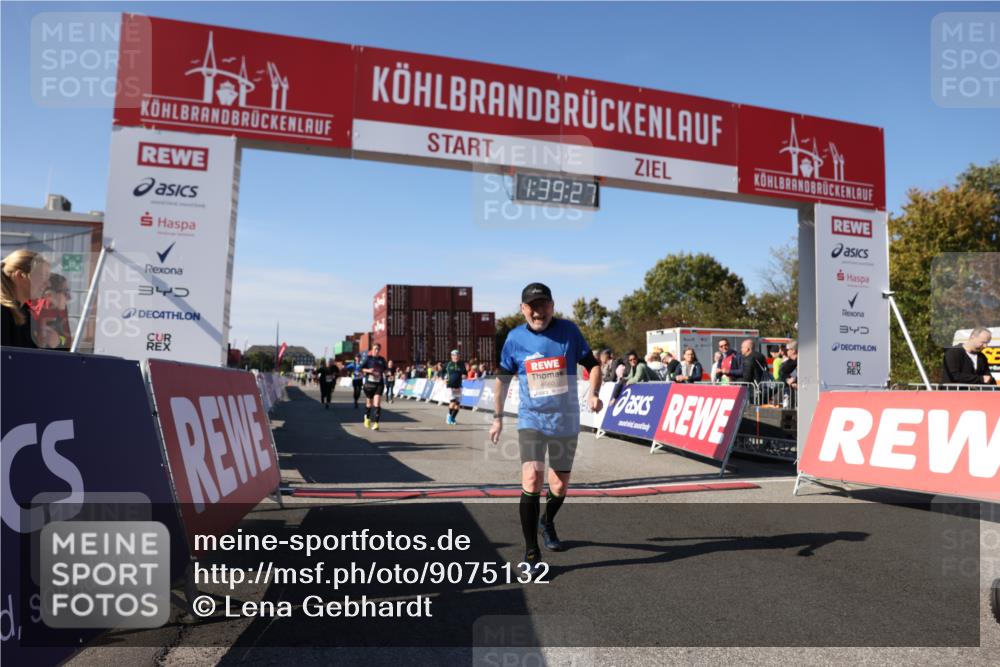 03.10.2025 - Köhlbrandbrückenlauf Lena Gebhardt http://msf.ph/oto/9075132 03.10.2025 13:39:28 Ziel 4621, 4789, 5135, 5176, 5444, 5741, 5745, 5988, 5989, 5991, 5998, 6259, 6560 meine-sportfotos.de