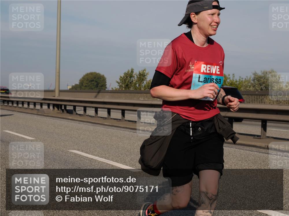 03.10.2025 - Köhlbrandbrückenlauf Fabian Wolf http://msf.ph/oto/9075171 03.10.2025 10:14:34 Position 3  meine-sportfotos.de