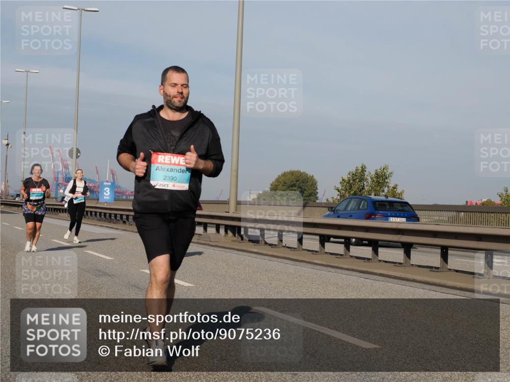 03.10.2025 - Köhlbrandbrückenlauf Fabian Wolf http://msf.ph/oto/9075236 03.10.2025 10:14:37 Position 3 2390, 1011 meine-sportfotos.de