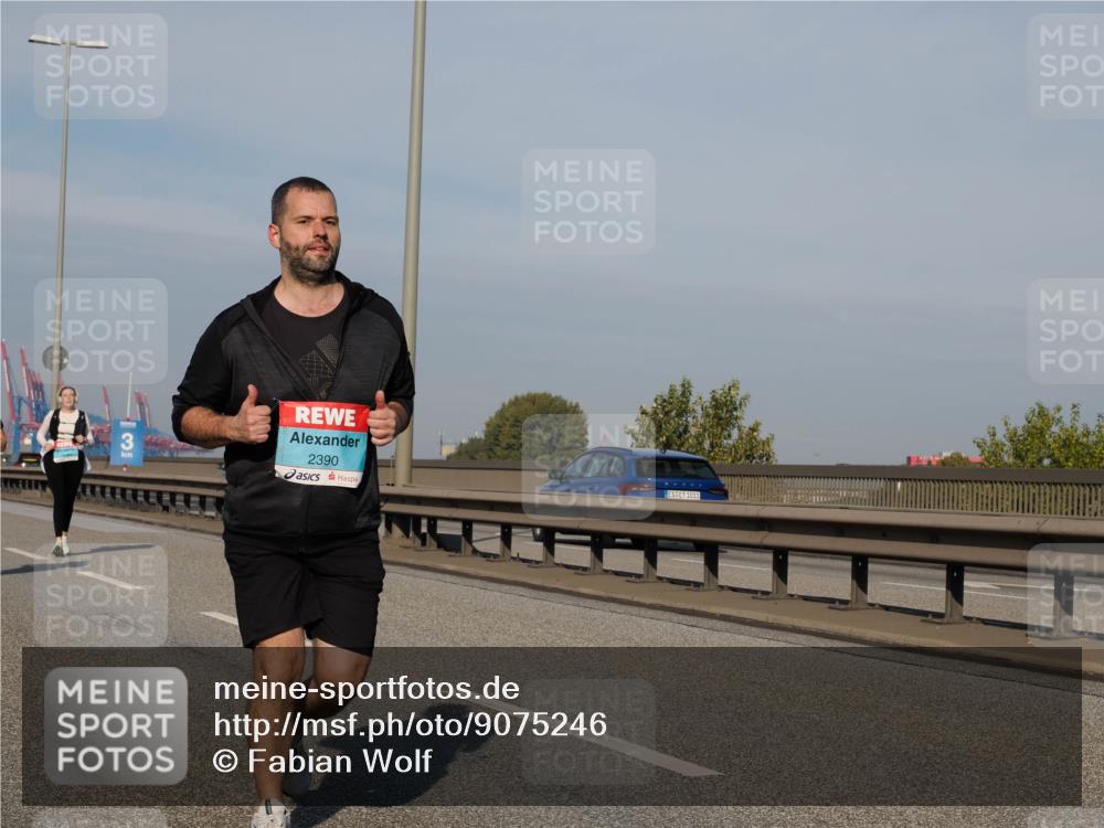 03.10.2025 - Köhlbrandbrückenlauf Fabian Wolf http://msf.ph/oto/9075246 03.10.2025 10:14:37 Position 3 2390, 1011 meine-sportfotos.de