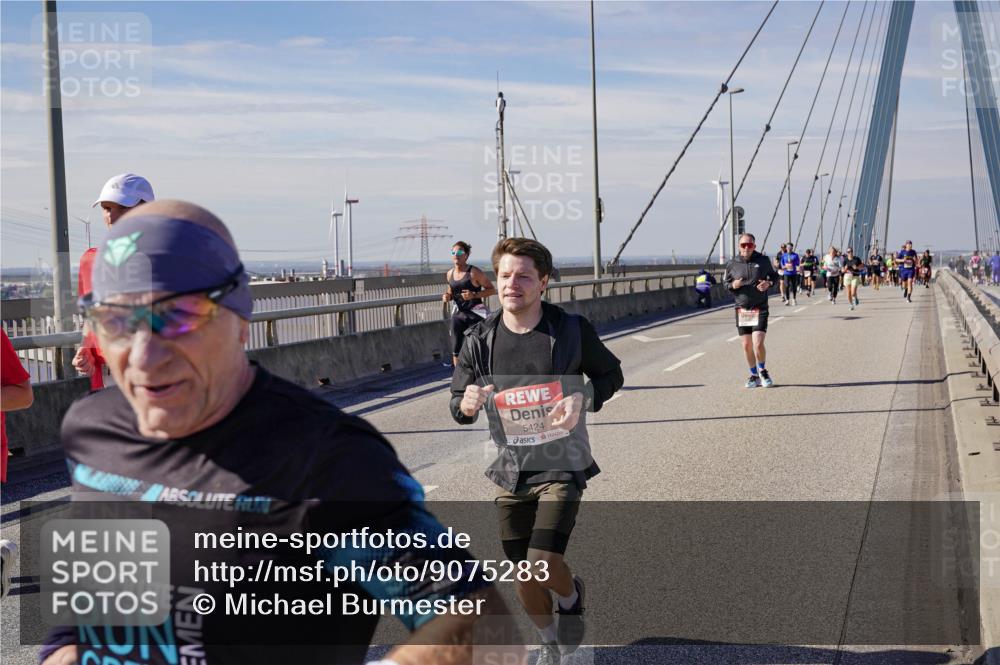 03.10.2025 - Köhlbrandbrückenlauf Michael Burmester http://msf.ph/oto/9075283 03.10.2025 12:40:38 Position 2 5424 meine-sportfotos.de
