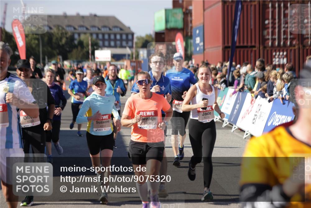 03.10.2025 - Köhlbrandbrückenlauf Jannik Wohlers http://msf.ph/oto/9075320 03.10.2025 13:16:29 Ziel 4144, 4146, 4314, 4317, 4347, 4408, 4414, 4563, 4586, 4928, 4952, 5032, 5104, 5498, 5570, 5694, 5815, 5836, 5983, 6208, 6353, 6377, 6761, 6771, 6812 meine-sportfotos.de
