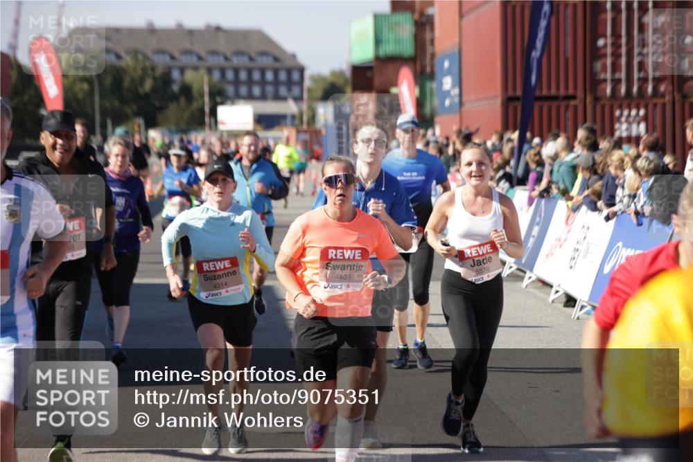 03.10.2025 - Köhlbrandbrückenlauf Jannik Wohlers http://msf.ph/oto/9075351 03.10.2025 13:16:29 Ziel 4144, 4146, 4314, 4317, 4347, 4408, 4414, 4563, 4586, 4928, 4952, 5032, 5104, 5498, 5570, 5694, 5815, 5836, 5983, 6208, 6353, 6377, 6761, 6771, 6812 meine-sportfotos.de