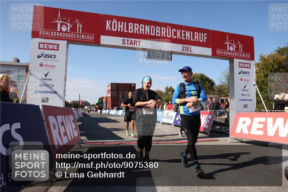 03.10.2025 - Köhlbrandbrückenlauf Lena Gebhardt http://msf.ph/oto/9075380 03.10.2025 13:39:35 Ziel 4621, 5135, 5176, 5444, 5991, 6259, 6560 meine-sportfotos.de
