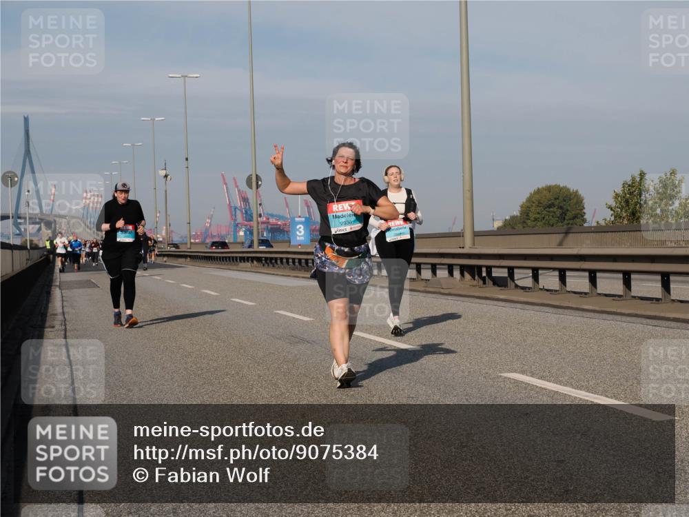 03.10.2025 - Köhlbrandbrückenlauf Fabian Wolf http://msf.ph/oto/9075384 03.10.2025 10:14:41 Position 3 3, 2936, 2859 meine-sportfotos.de