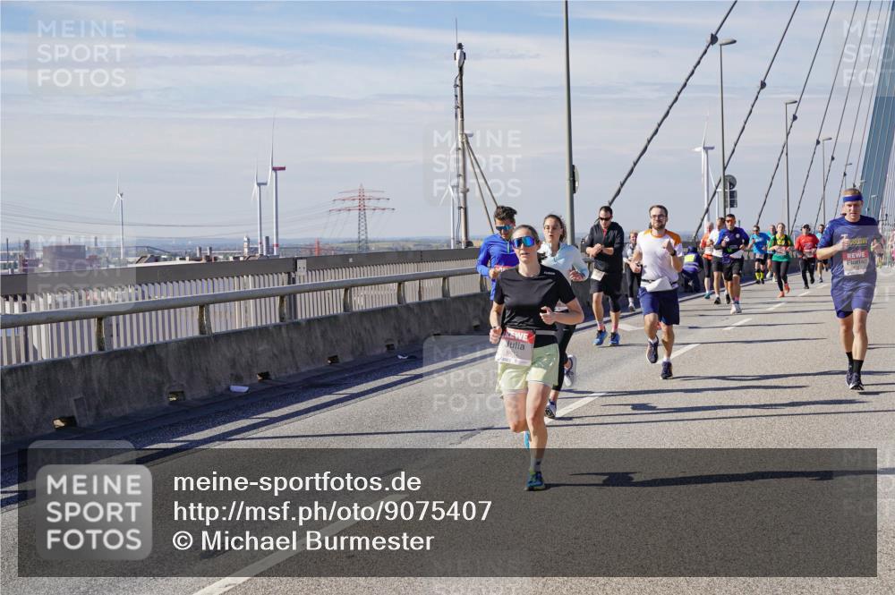 03.10.2025 - Köhlbrandbrückenlauf Michael Burmester http://msf.ph/oto/9075407 03.10.2025 12:40:47 Position 2 6612 meine-sportfotos.de