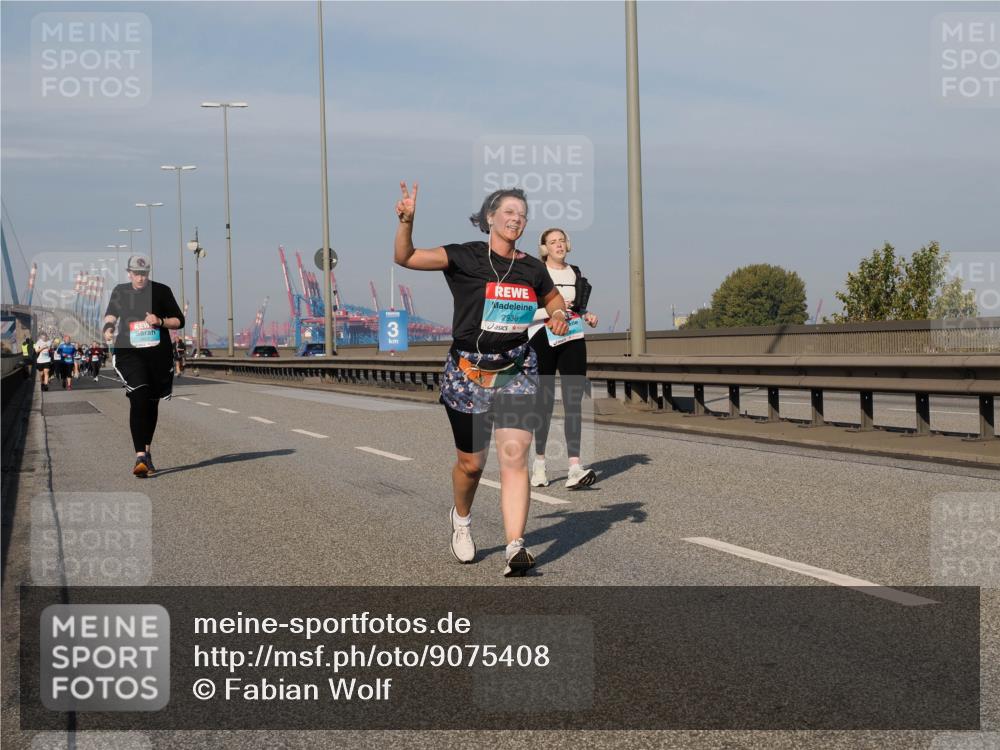 03.10.2025 - Köhlbrandbrückenlauf Fabian Wolf http://msf.ph/oto/9075408 03.10.2025 10:14:42 Position 3 3, 2936 meine-sportfotos.de