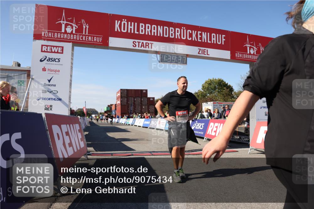 03.10.2025 - Köhlbrandbrückenlauf Lena Gebhardt http://msf.ph/oto/9075434 03.10.2025 13:39:37 Ziel 4621, 5135, 5176, 5444, 5991, 6259 meine-sportfotos.de