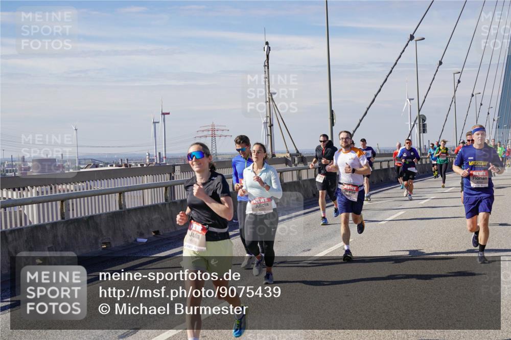 03.10.2025 - Köhlbrandbrückenlauf Michael Burmester http://msf.ph/oto/9075439 03.10.2025 12:40:47 Position 2 6612 meine-sportfotos.de