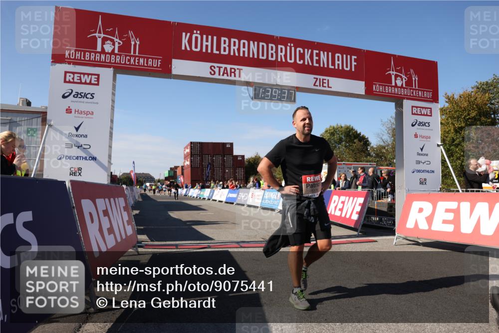 03.10.2025 - Köhlbrandbrückenlauf Lena Gebhardt http://msf.ph/oto/9075441 03.10.2025 13:39:37 Ziel 4621, 5135, 5176, 5444, 5991, 6259 meine-sportfotos.de