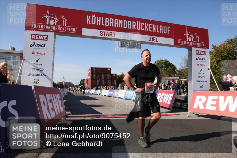 03.10.2025 - Köhlbrandbrückenlauf Lena Gebhardt http://msf.ph/oto/9075452 03.10.2025 13:39:38 Ziel 4621, 5135, 5176, 5444, 5991, 6259 meine-sportfotos.de