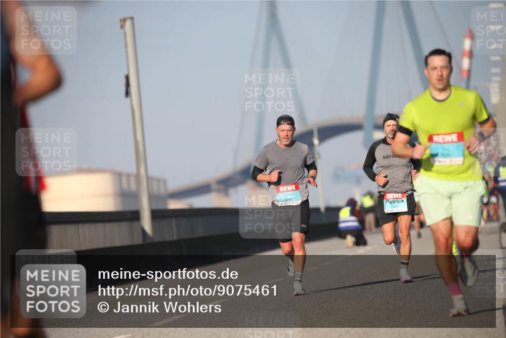 03.10.2025 - Köhlbrandbrückenlauf Jannik Wohlers http://msf.ph/oto/9075461 03.10.2025 09:41:54 Position 3 3785, 1037 meine-sportfotos.de