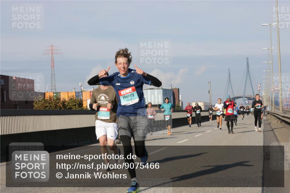 03.10.2025 - Köhlbrandbrückenlauf Jannik Wohlers http://msf.ph/oto/9075466 03.10.2025 09:51:29 Position 3 3835, 3379 meine-sportfotos.de