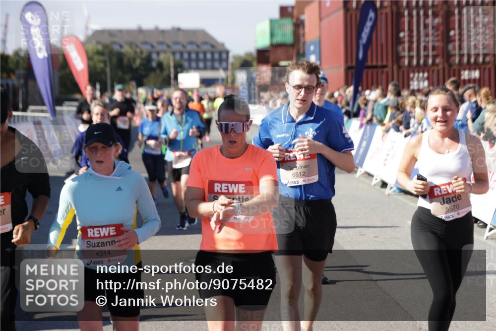 03.10.2025 - Köhlbrandbrückenlauf Jannik Wohlers http://msf.ph/oto/9075482 03.10.2025 13:16:30 Ziel 4036, 4144, 4146, 4314, 4317, 4347, 4408, 4414, 4586, 4952, 5032, 5104, 5498, 5570, 5630, 5694, 5815, 5836, 5983, 6208, 6353, 6377, 6761, 6771, 6812 meine-sportfotos.de
