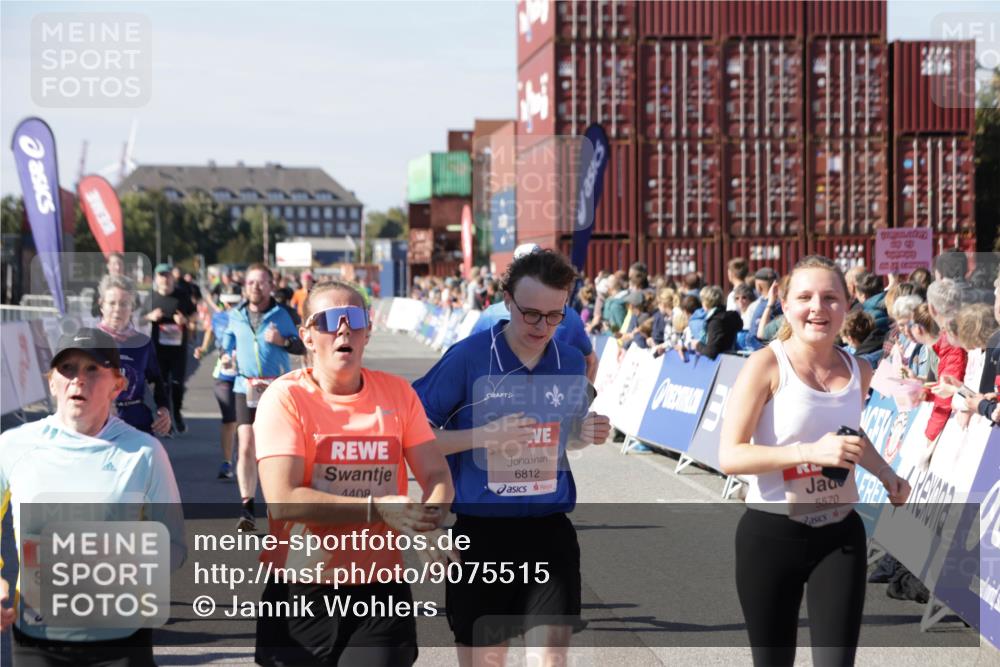 03.10.2025 - Köhlbrandbrückenlauf Jannik Wohlers http://msf.ph/oto/9075515 03.10.2025 13:16:31 Ziel 4036, 4144, 4146, 4314, 4317, 4408, 4414, 4586, 4952, 5104, 5498, 5570, 5630, 5694, 5815, 5983, 6208, 6353, 6377, 6761, 6771, 6812 meine-sportfotos.de