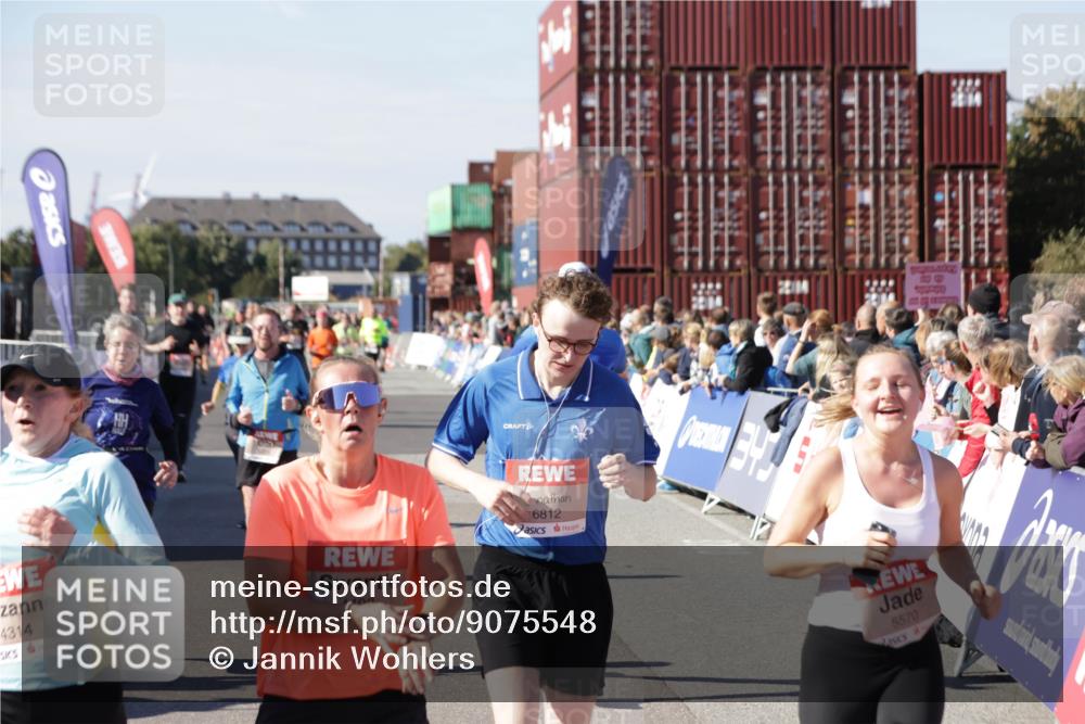 03.10.2025 - Köhlbrandbrückenlauf Jannik Wohlers http://msf.ph/oto/9075548 03.10.2025 13:16:31 Ziel 4036, 4144, 4146, 4314, 4317, 4408, 4414, 4586, 4952, 5104, 5498, 5570, 5630, 5694, 5815, 5983, 6208, 6353, 6377, 6761, 6771, 6812 meine-sportfotos.de
