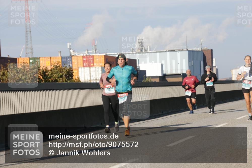 03.10.2025 - Köhlbrandbrückenlauf Jannik Wohlers http://msf.ph/oto/9075572 03.10.2025 09:51:33 Position 3 169 meine-sportfotos.de
