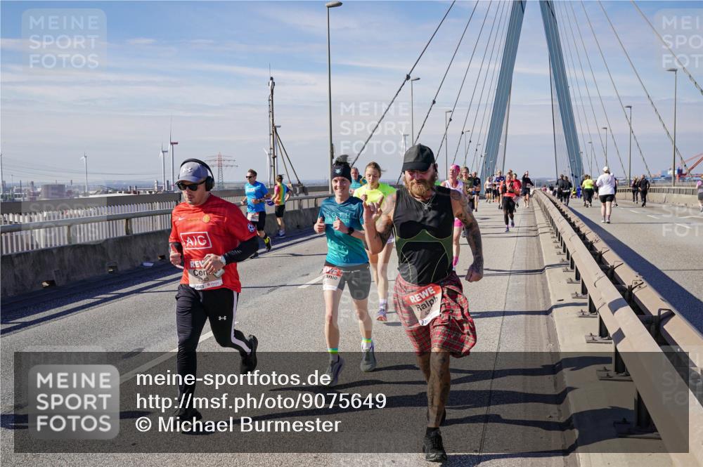 03.10.2025 - Köhlbrandbrückenlauf Michael Burmester http://msf.ph/oto/9075649 03.10.2025 12:40:57 Position 2  meine-sportfotos.de